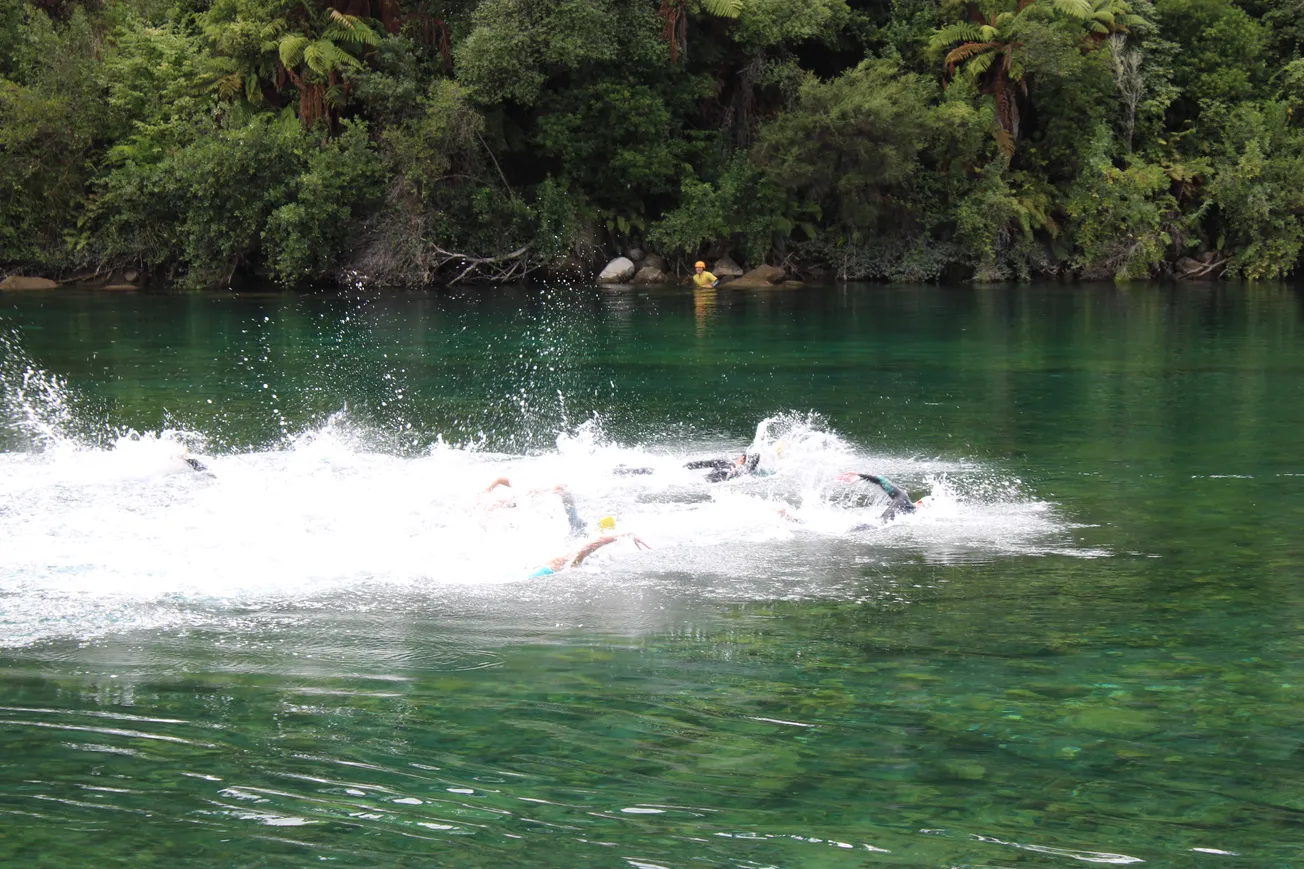 Dunkley and Quilter Dominate Huka River Swim