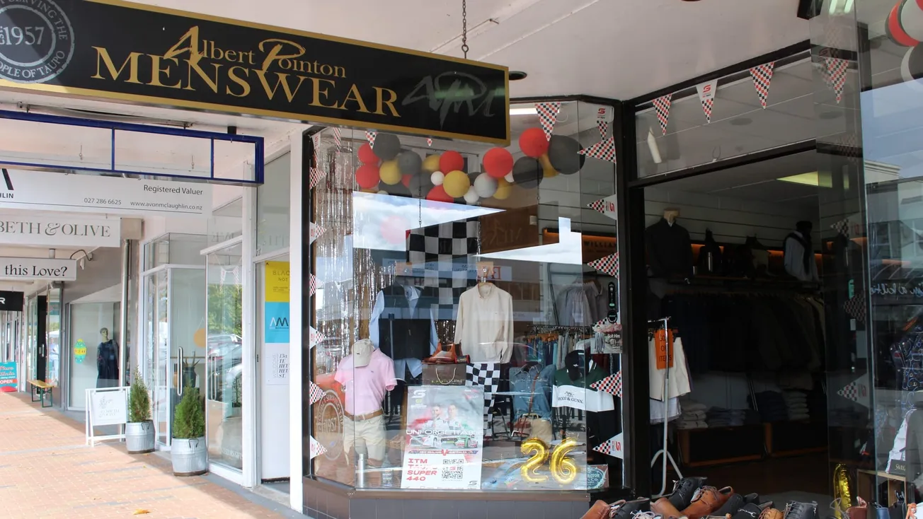 Businesses aim for more town activity from Supercars event