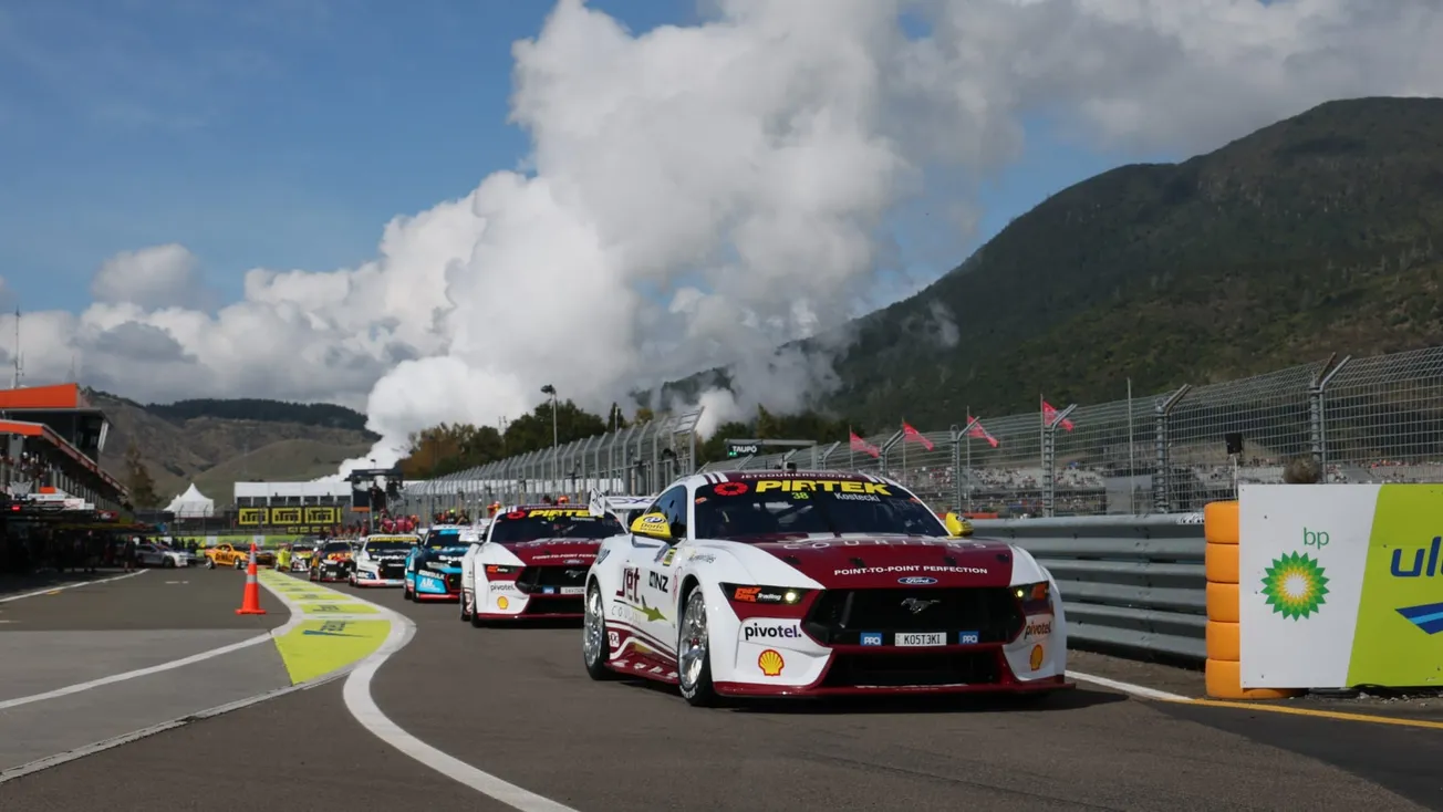 Taupō locks in Supercars through to 2028 as New Zealand secures double-header